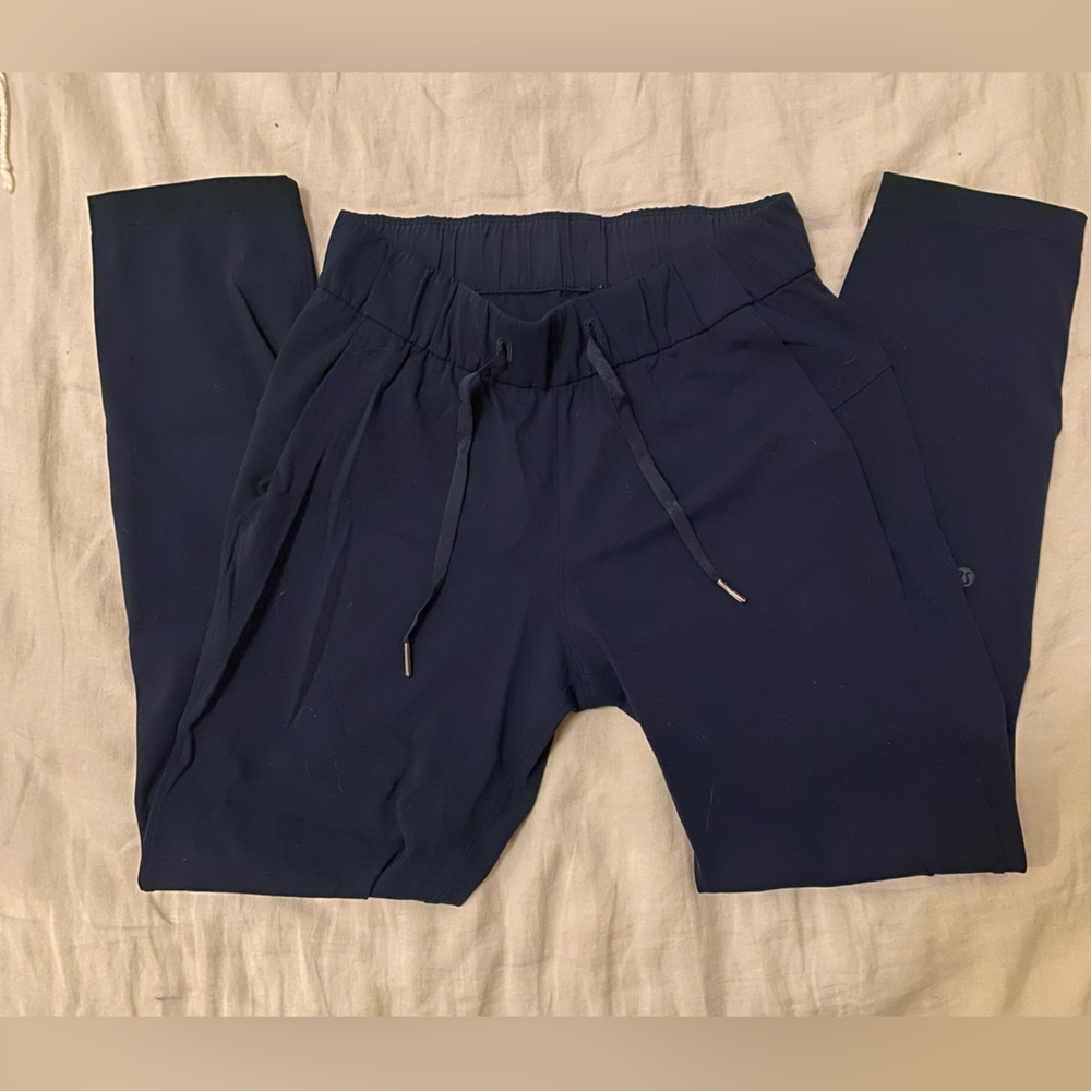 Lululemon On The Fly pant (28” inseam)